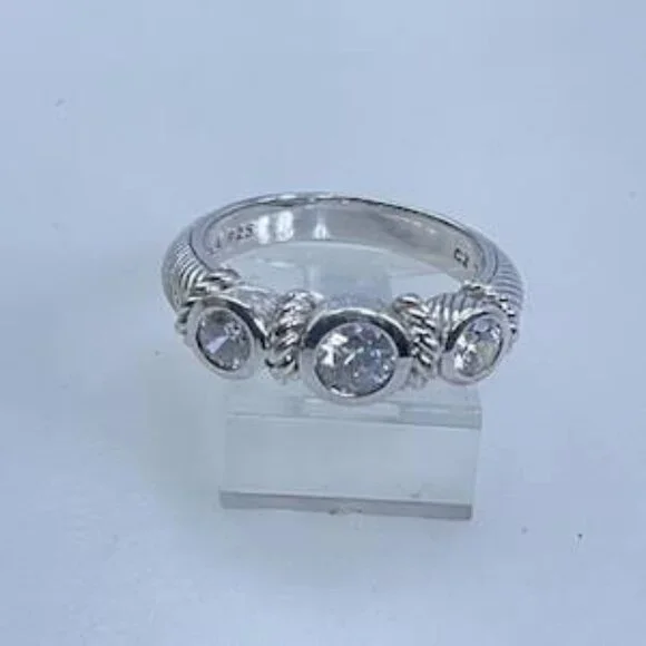 Vintage Judith Ripka Sterling Silver 3 CZ Stone circa late 90's Ring Size 6 - Picture 5 of 10